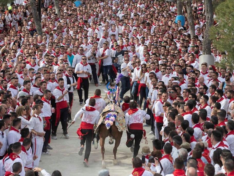 Alojamiento Central Caravaca カラバカ・デ・ラ・クルス エクステリア 写真